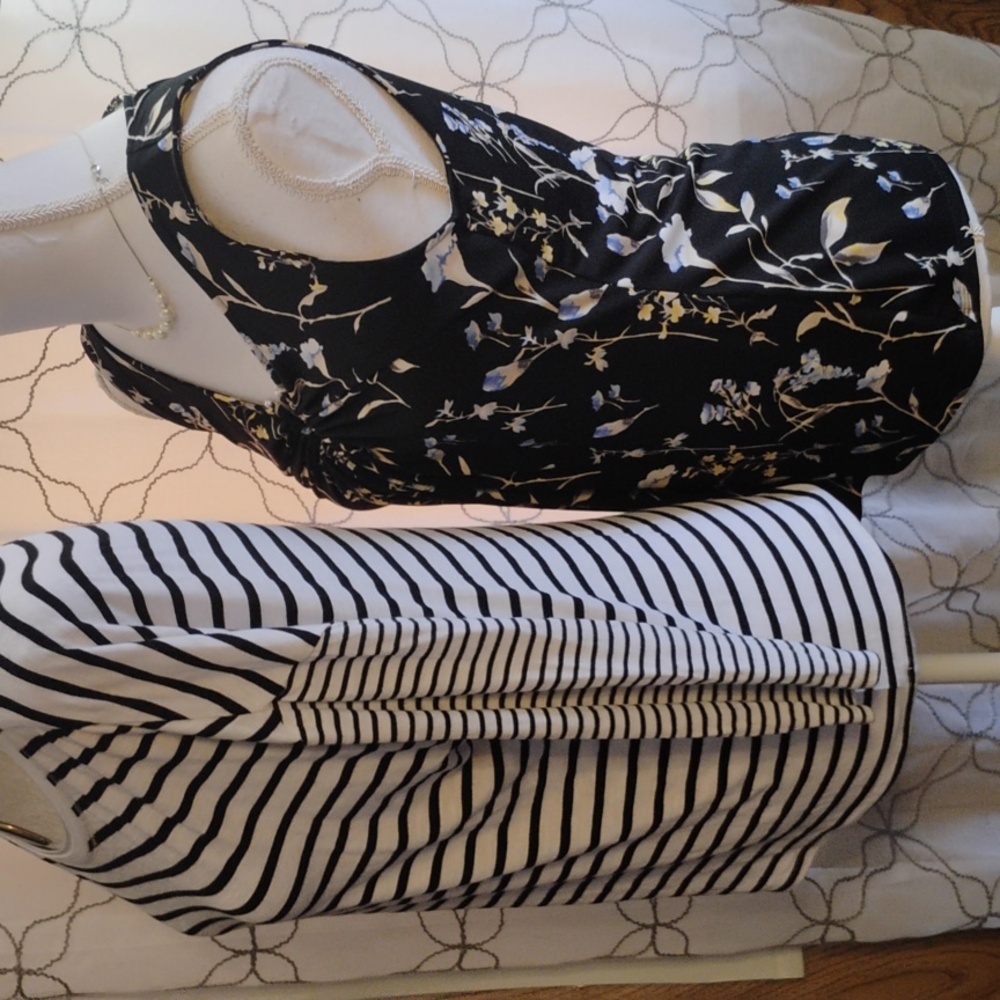 White House Black Market Tops - Picture 2 of 6
